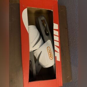 Nike Air Max Cirro Slides Men's Size 11 White Grey Platinum Tint Nib New In Box